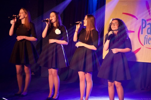 Sofijos Kovalevskajos vidurinės mokyklos mokinės šluoja pergales konkurse ,,Pavasario fiesta 2016”